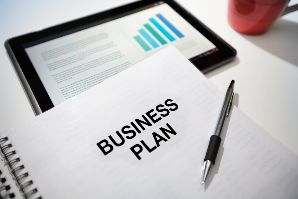 Business_Plan_Marlon_Lopez_MMG1_Design_1 Business_Plan_Marlon_Lopez_MMG1_Design_1